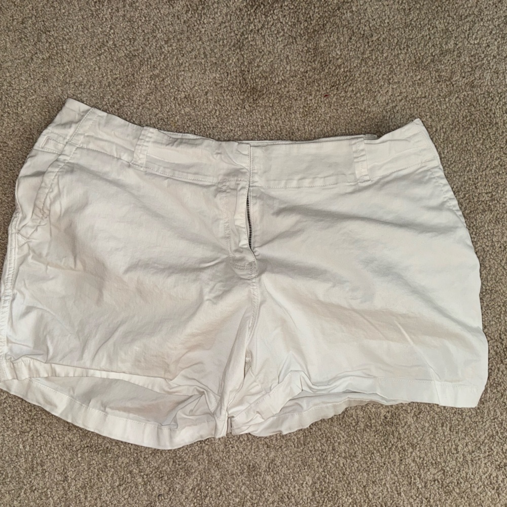 Vineyard Vines White Zip Fly Casual Shorts Women's 18